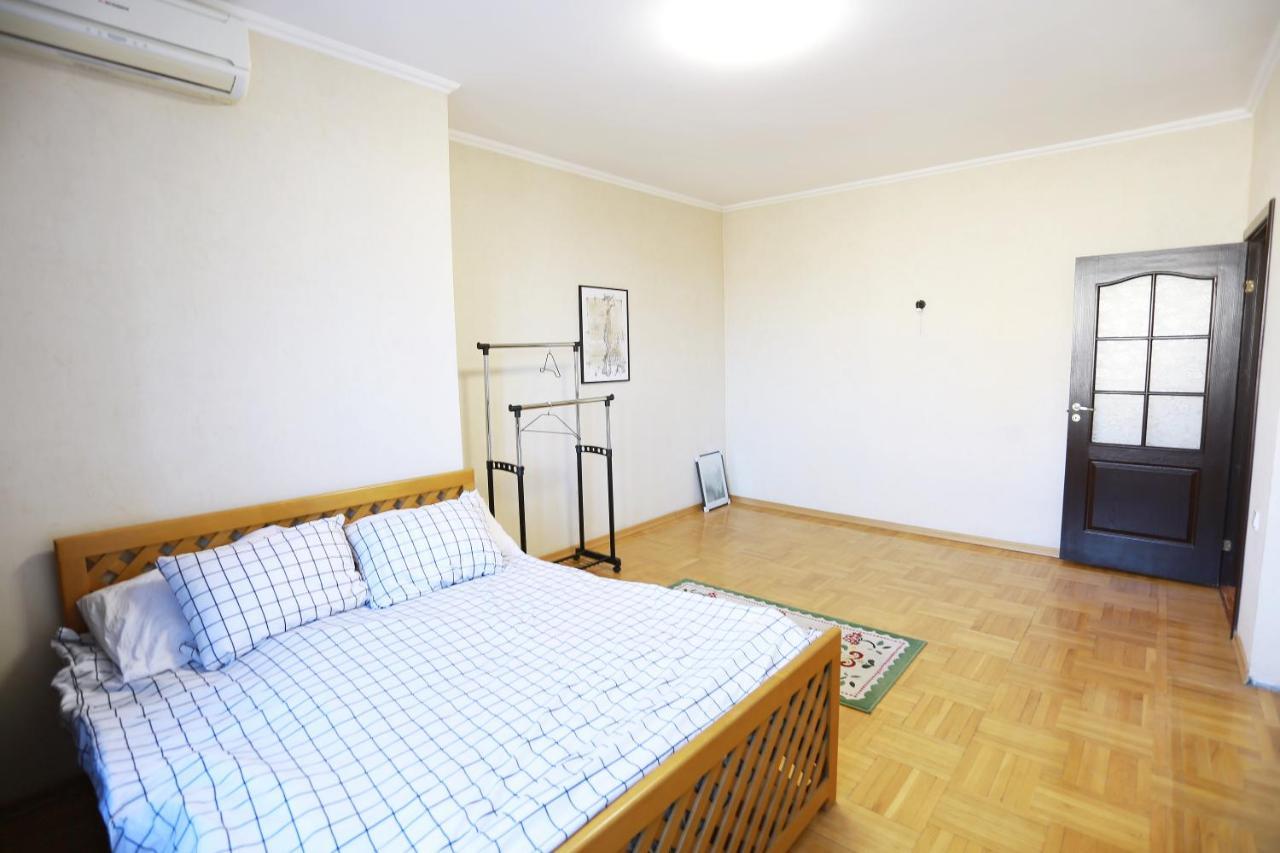 City Garden Apartments Є Інтернет Без Світла Odessa Dış mekan fotoğraf